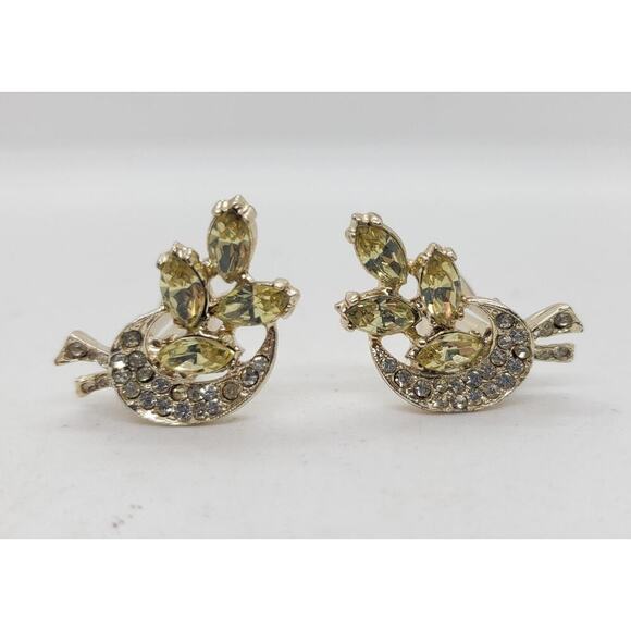 Vintage Clip On Earrings Rhinestone Marquise Leaf Gold Tone Costume Jewelry - Picture 2 of 6